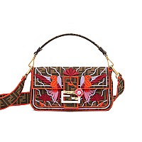 [스페셜오더]FENDI-8BR600 펜디 블랙 FF 페이던트 미디엄 바게트 백