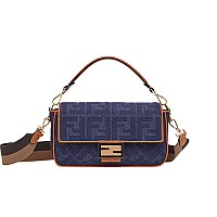 [스페셜오더]FENDI-8BR600 펜디 블랙 FF 페이던트 미디엄 바게트 백