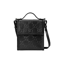 [스페셜오더]GUCCI-658579 1000 구찌 블랙 GG 엠보스 백팩