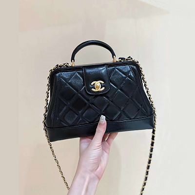 CHANEL-AS4959 샤넬 공방 그린 스몰 탑 핸들 닥터 백 23.5cm