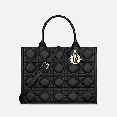 DIOR-디올 스톤 그레이 매크로까나쥬 카프스킨 Book Tote 미디엄 숄더백 36.5cm - M1324OWHP_M41G