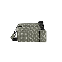 LOUIS VUITTON-M12766 루이비통 그린 모노그램 마카사르 트리오 메신저