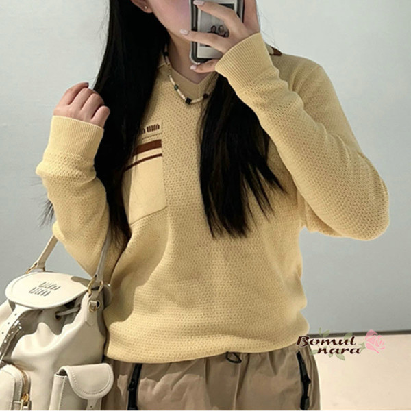 MIUMIU-08142 미우미우 2026SS 여성용 V넥 스웨터