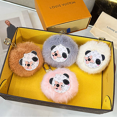 [스페셜오더]LOUIS VUITTON-M04063 루이비통 LV 판다 폼폰 백 참