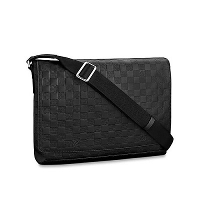 LOUIS VUITTON-M40935 루이비통 모노그램 마카사 디스트릭트 PM