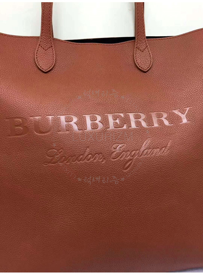 burberry-1027-006.jpg