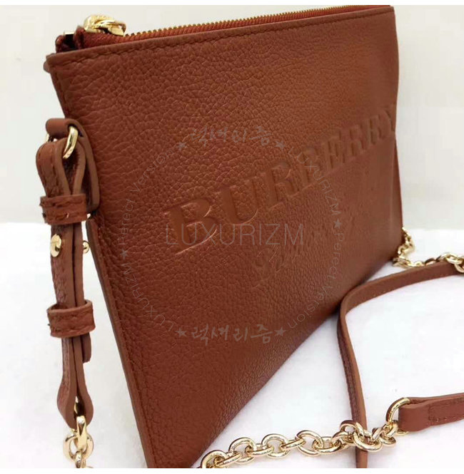 burberry3-1102-003.jpg