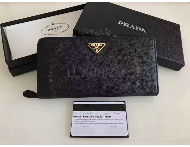 prada1-1111-002.jpg