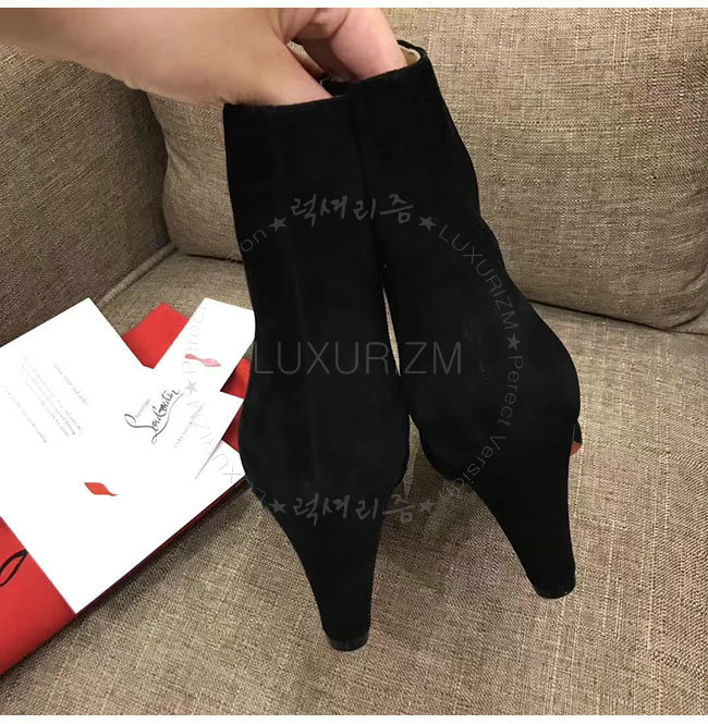 christian louboutin2-1125-7.jpg