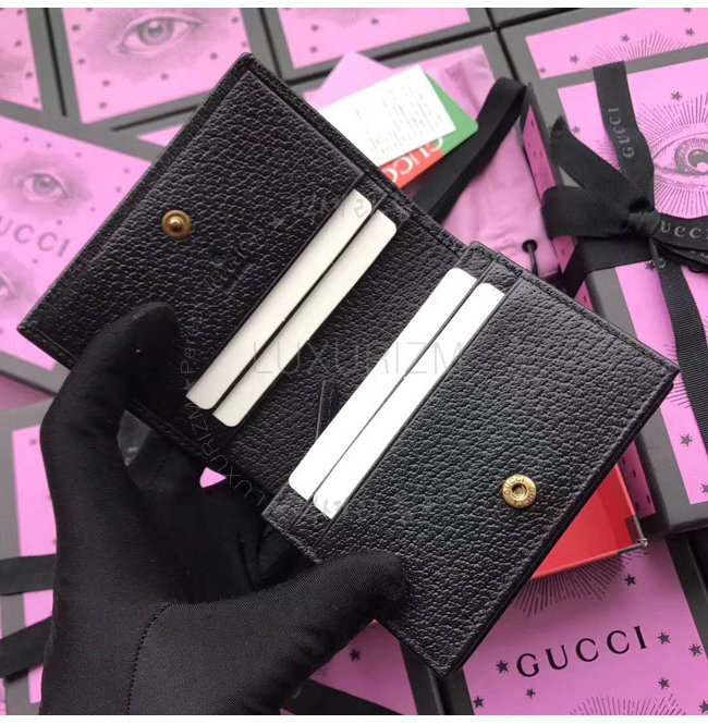 gucci-1127-005.jpg