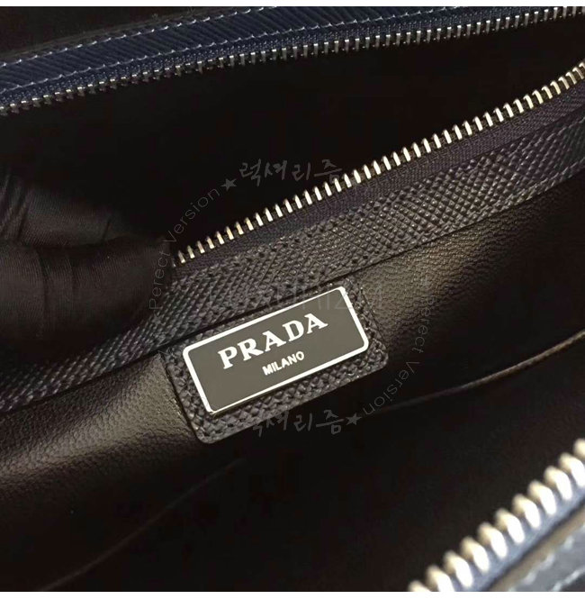 prada-1213-0010.jpg