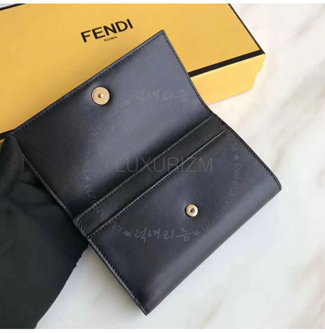 fendi-1225-005.jpg