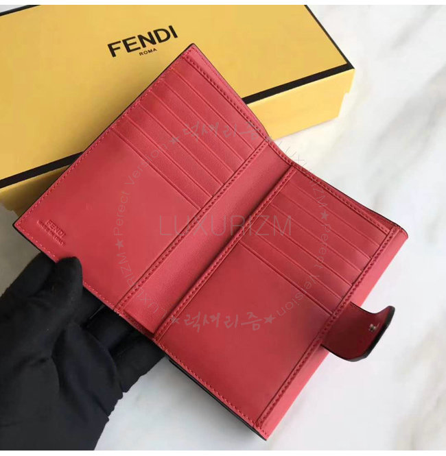 fendi2-1225-005.jpg