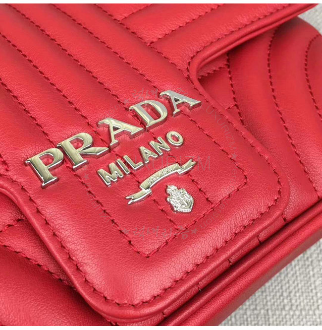 prada3-1228-007.jpg