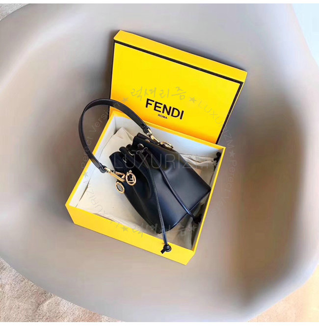 fendi6-0105-002.jpg