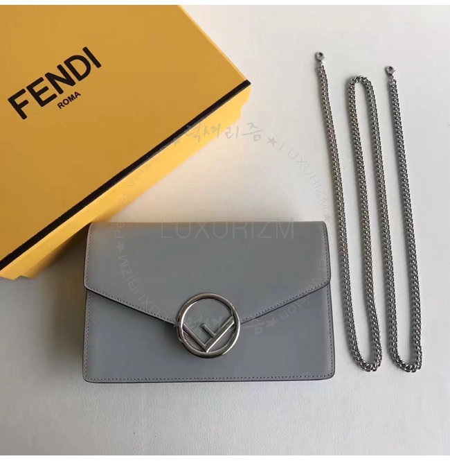 fendi1-0117-002.jpg