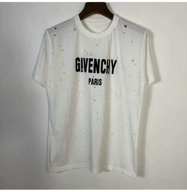 givenchy5-0119-2.jpg