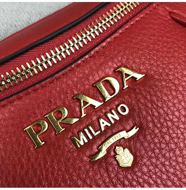 prada2-1112-007.jpg