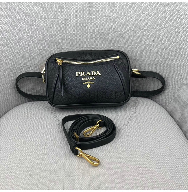 prada-1113-002.jpg