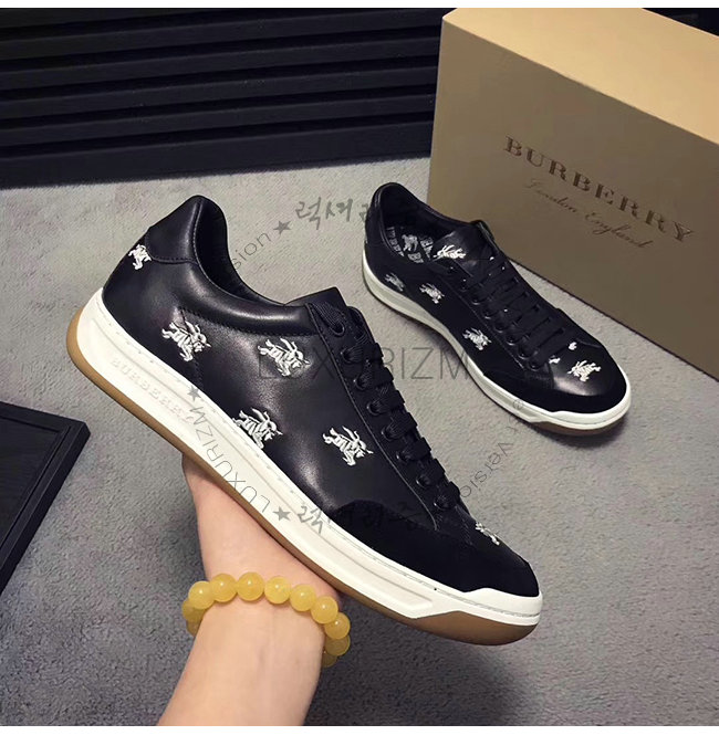 burberry1-1113-004.jpg