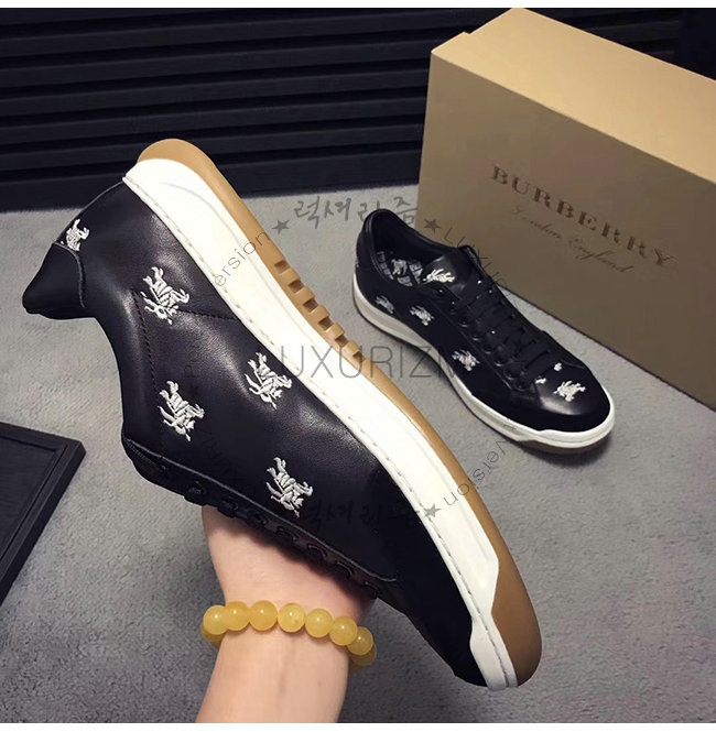 burberry1-1113-005.jpg