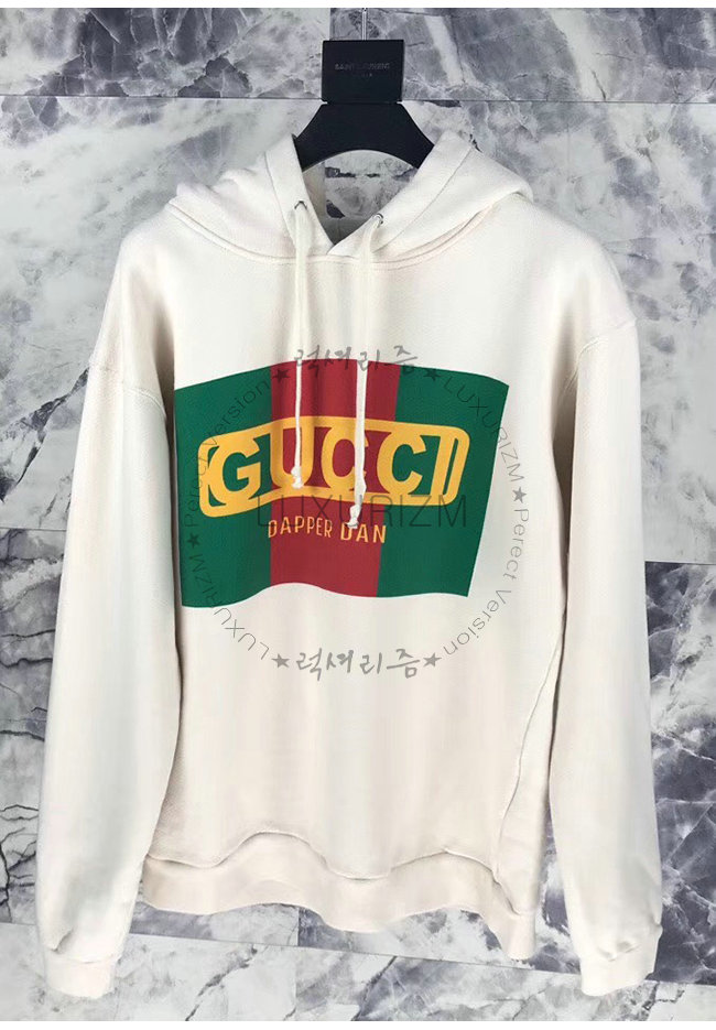 gucci-1114-004.jpg