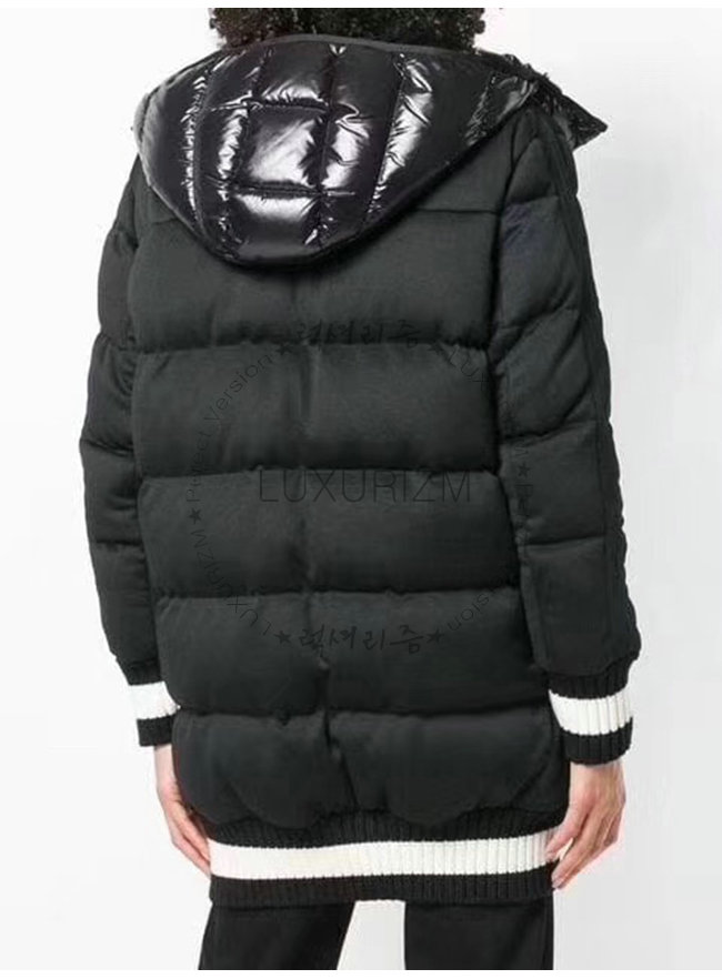 moncler1-1220-002.jpg