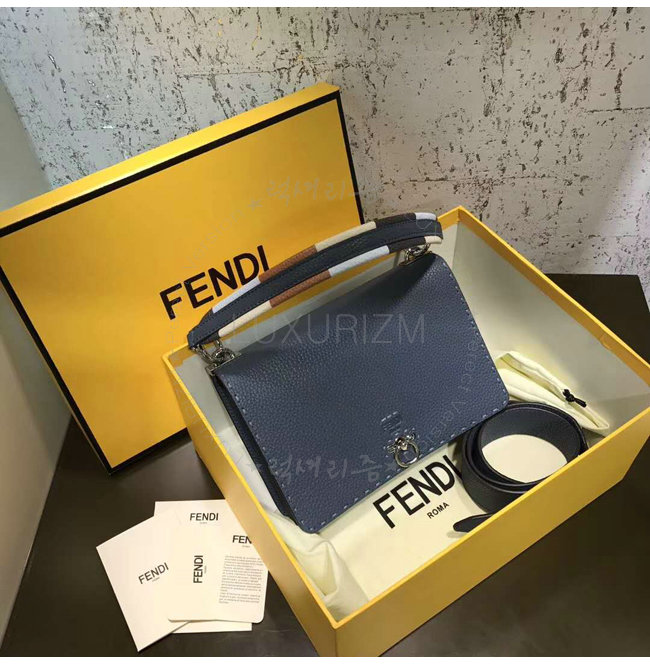 fendi1-0223-003.jpg