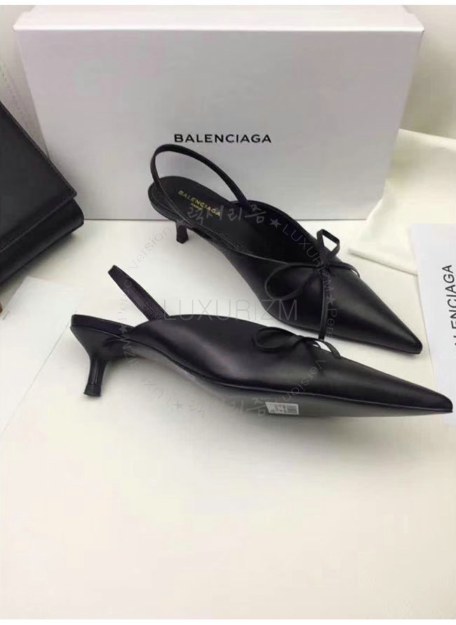 balenciaga5-0206-5.jpg