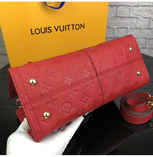 louisvuitton3-0322-003.jpg