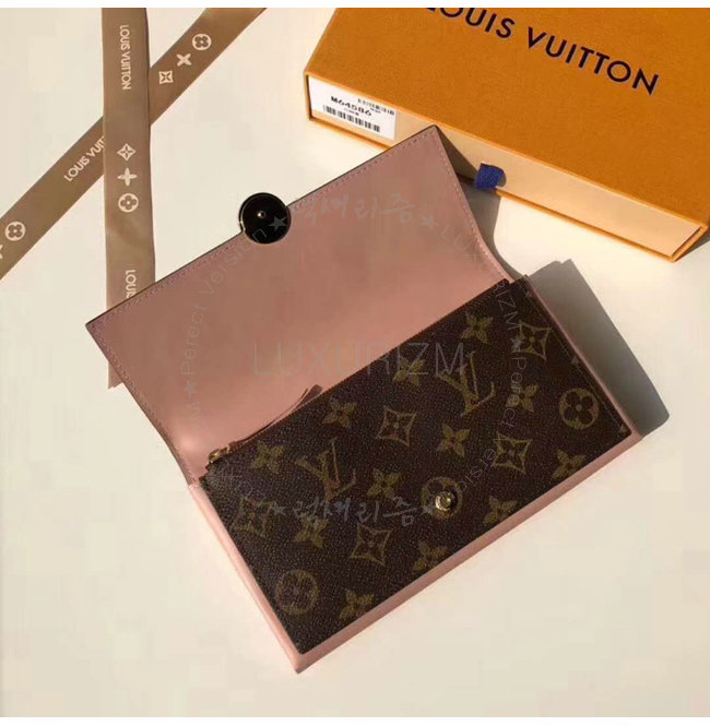 louisvuitton1-0322-006.jpg