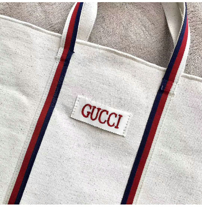 gucci-0401-005.jpg