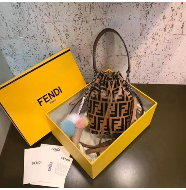 fendi2-0427-003.jpg