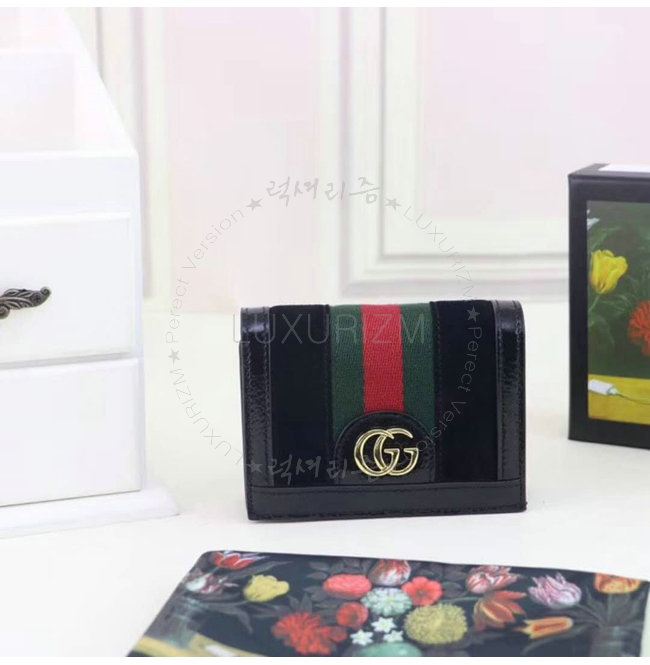 gucci-0505-001.jpg