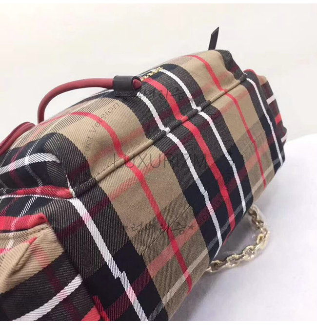 burberry9-0605-008.jpg