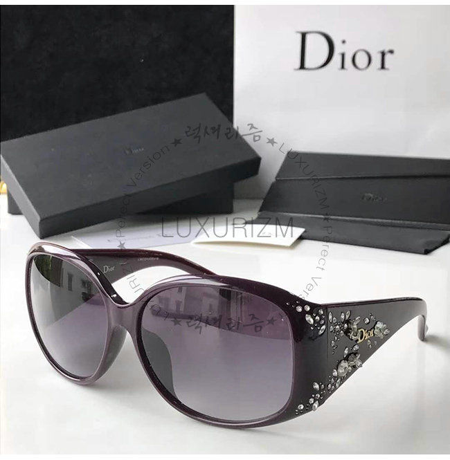 dior1-0620-006.jpg