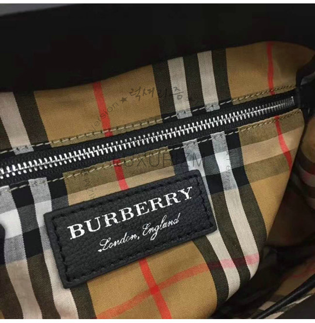 burberry2-0801-008.jpg