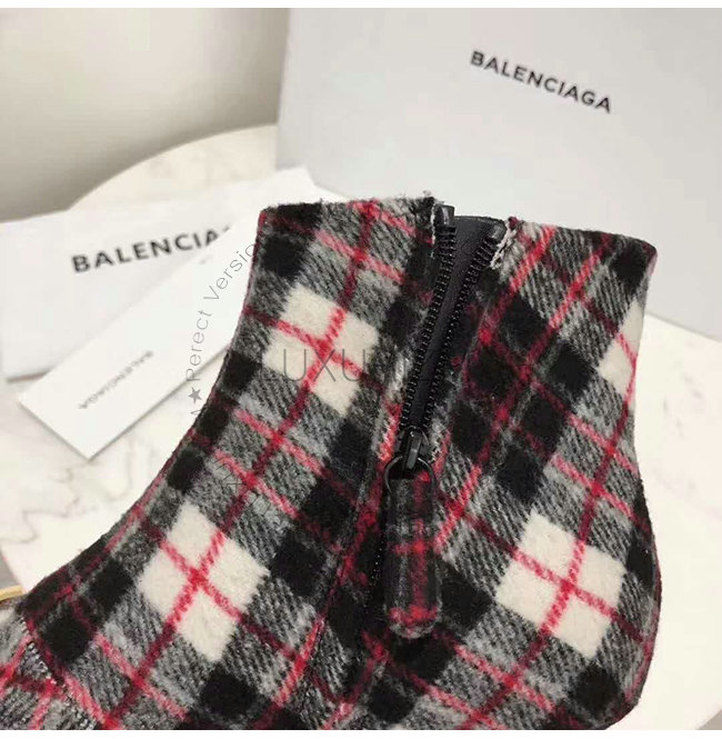 balenciaga1-0808-008.jpg