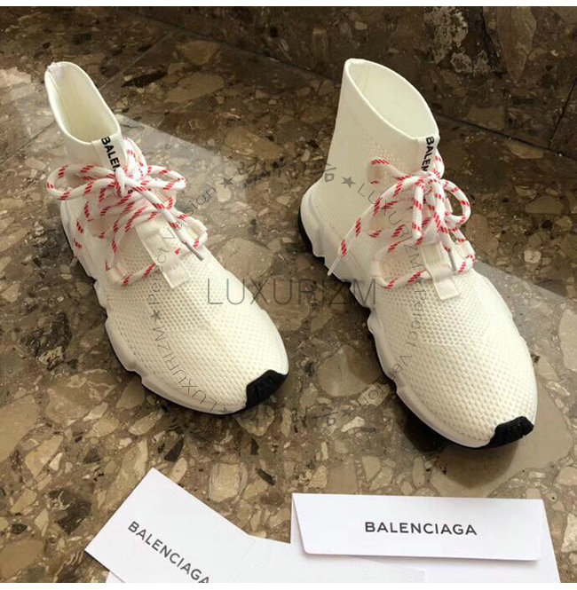 balenciaga1-0116-002.jpg