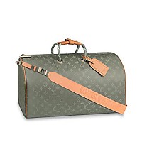 LOUIS VUITTON-M11596 루이비통 블랙 브러시드 모노그램 키폴 반둘리에 50