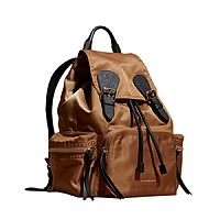 [스페셜오더]BURBERRY-4068951 버버리 블랙 로고 프린트 Rucksack 럭색 라지 백팩